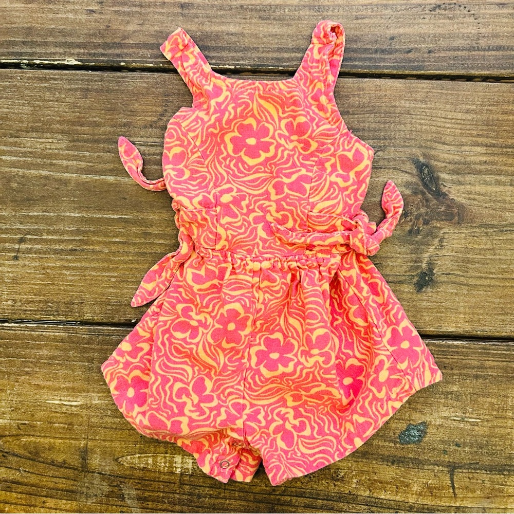 Vince Camuto Pink and Orange Floral Patterned Romper Size 18m